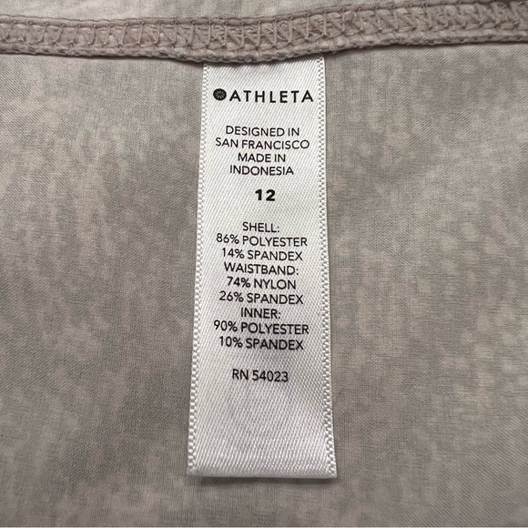 Athleta Chelsea Printed Cargo Skort - Picture 4 of 8